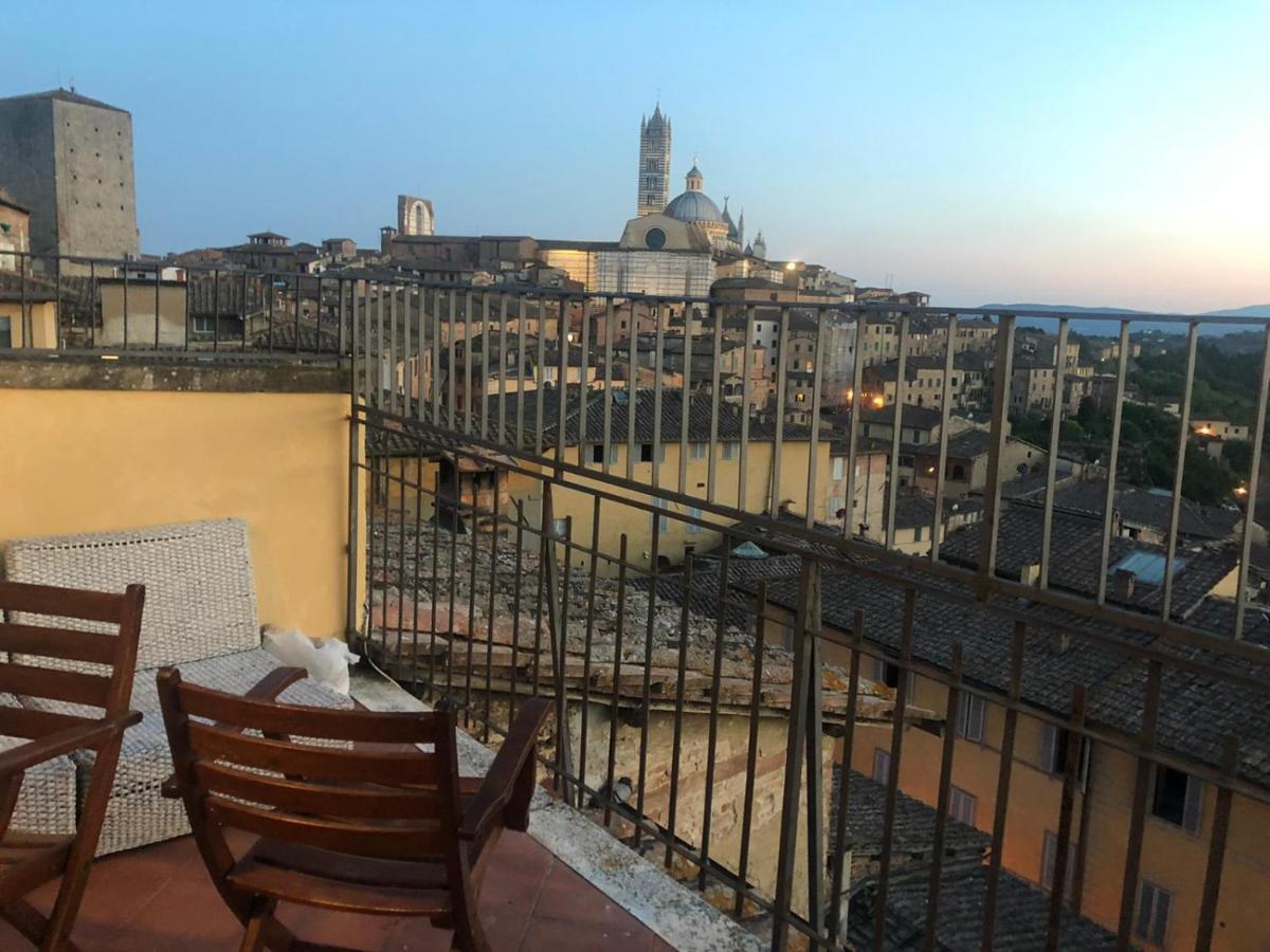La Terrazza Sul Duomo Lejlighed Siena Eksteriør billede